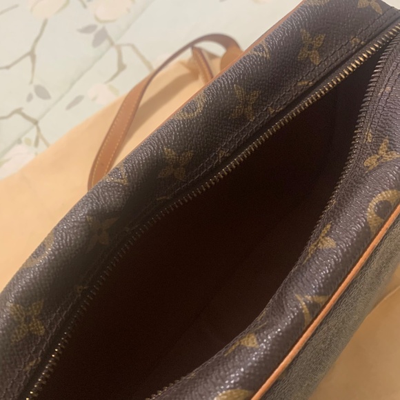 Handbag - Picture 4 of 6